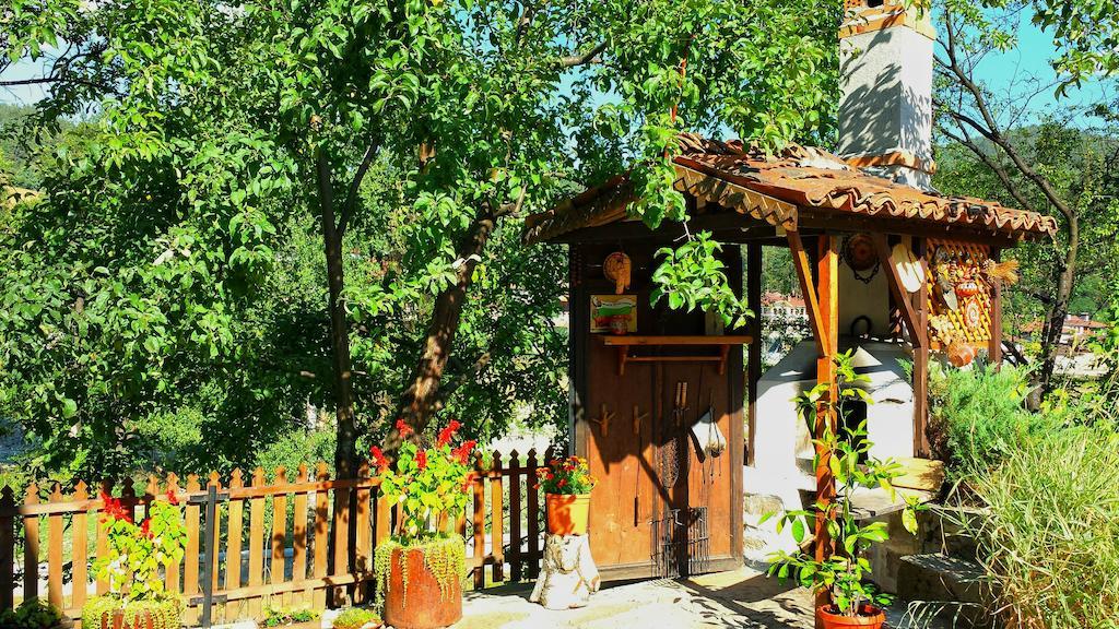 Mechta Guest House โคปริฟชทิทซา ภายนอก รูปภาพ
